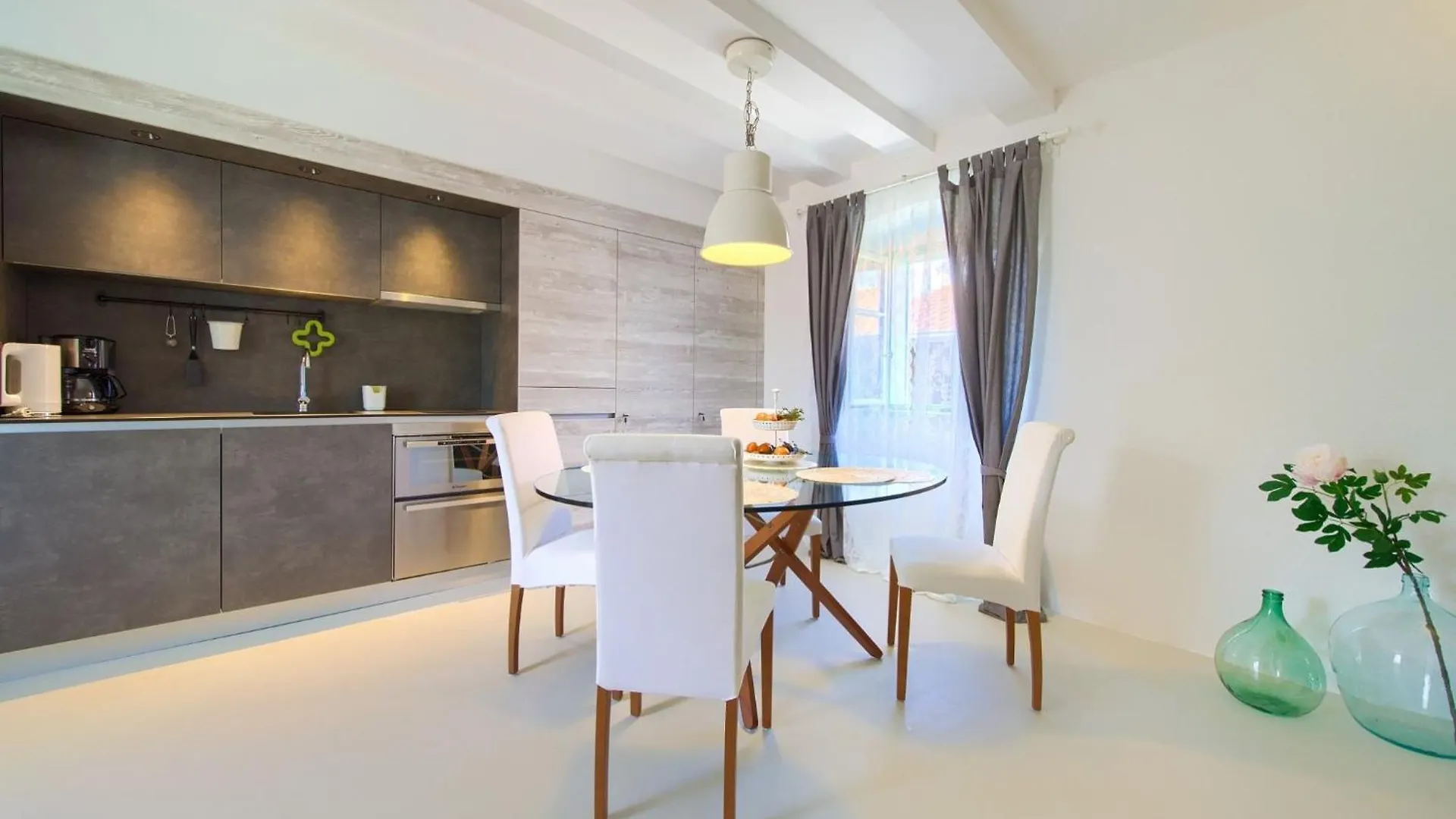 Vibrant And Elegant Downtown Krk Apartments Krk Town