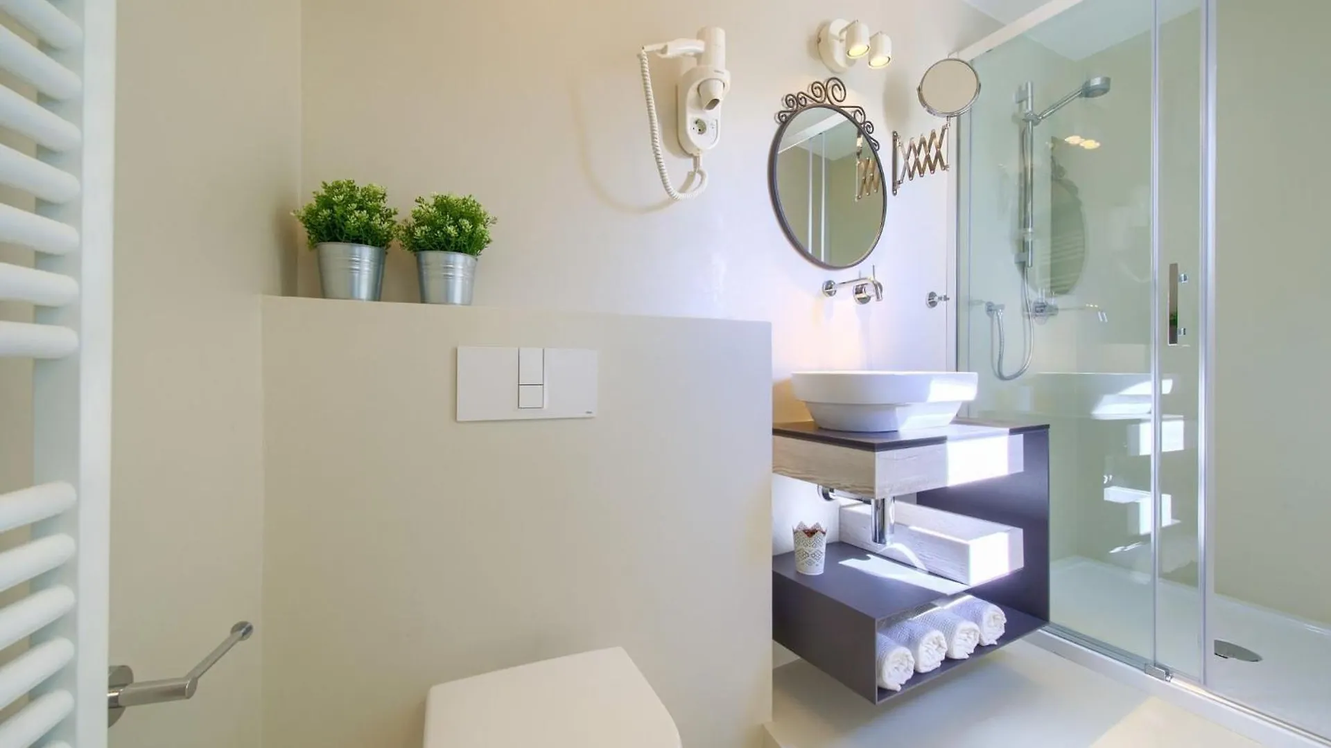 Vibrant And Elegant Downtown Krk Apartments Krk Town