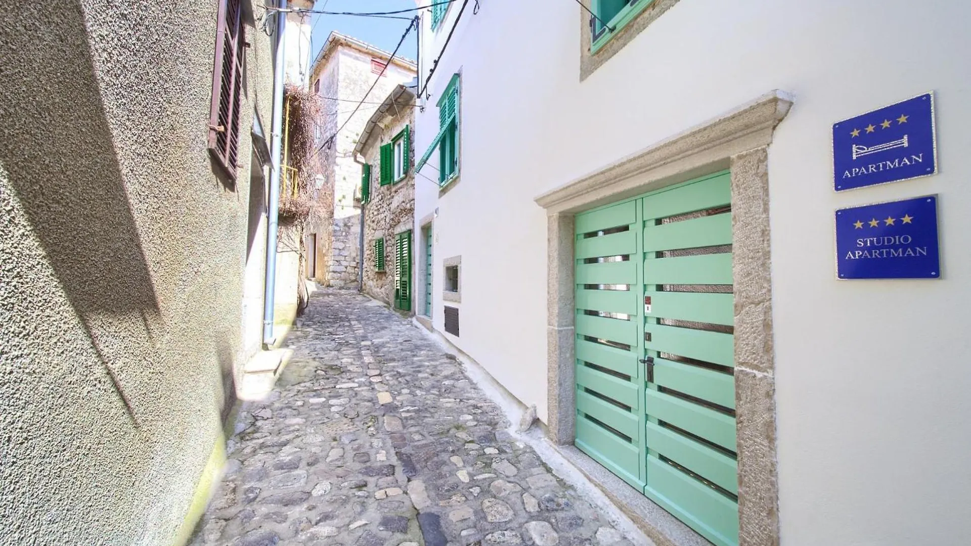 Vibrant And Elegant Downtown Krk Apartments Krk Town