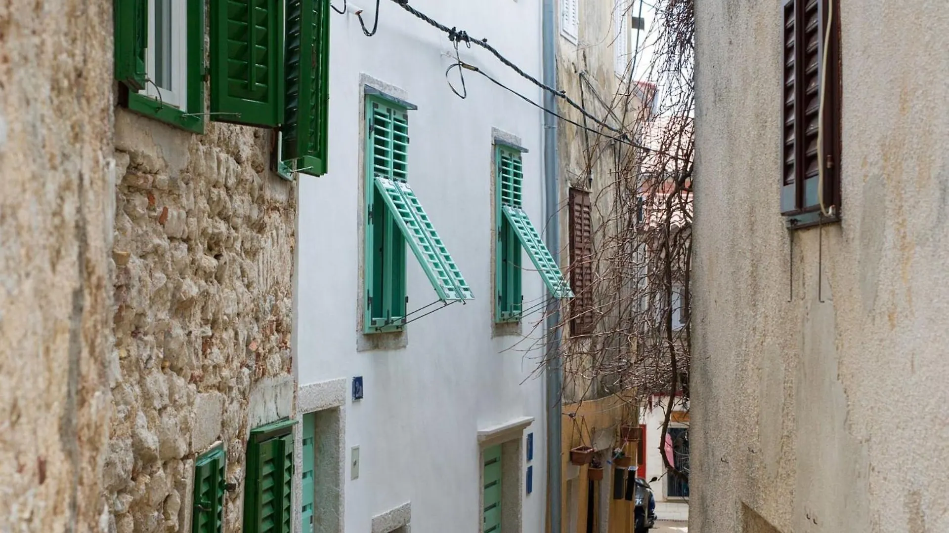 Vibrant And Elegant Downtown Krk Apartments Krk Town 0*,